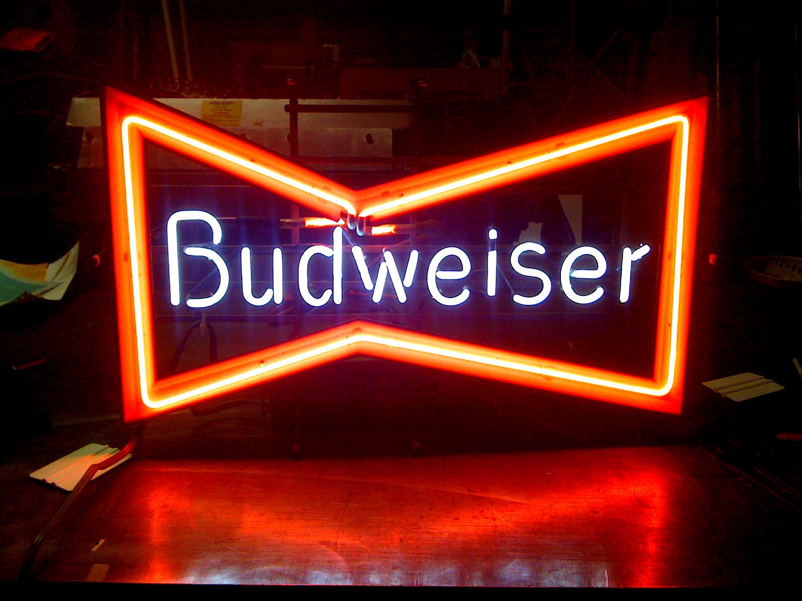 Beer Alcohol Drink Poster Neon Sign Wallpaper