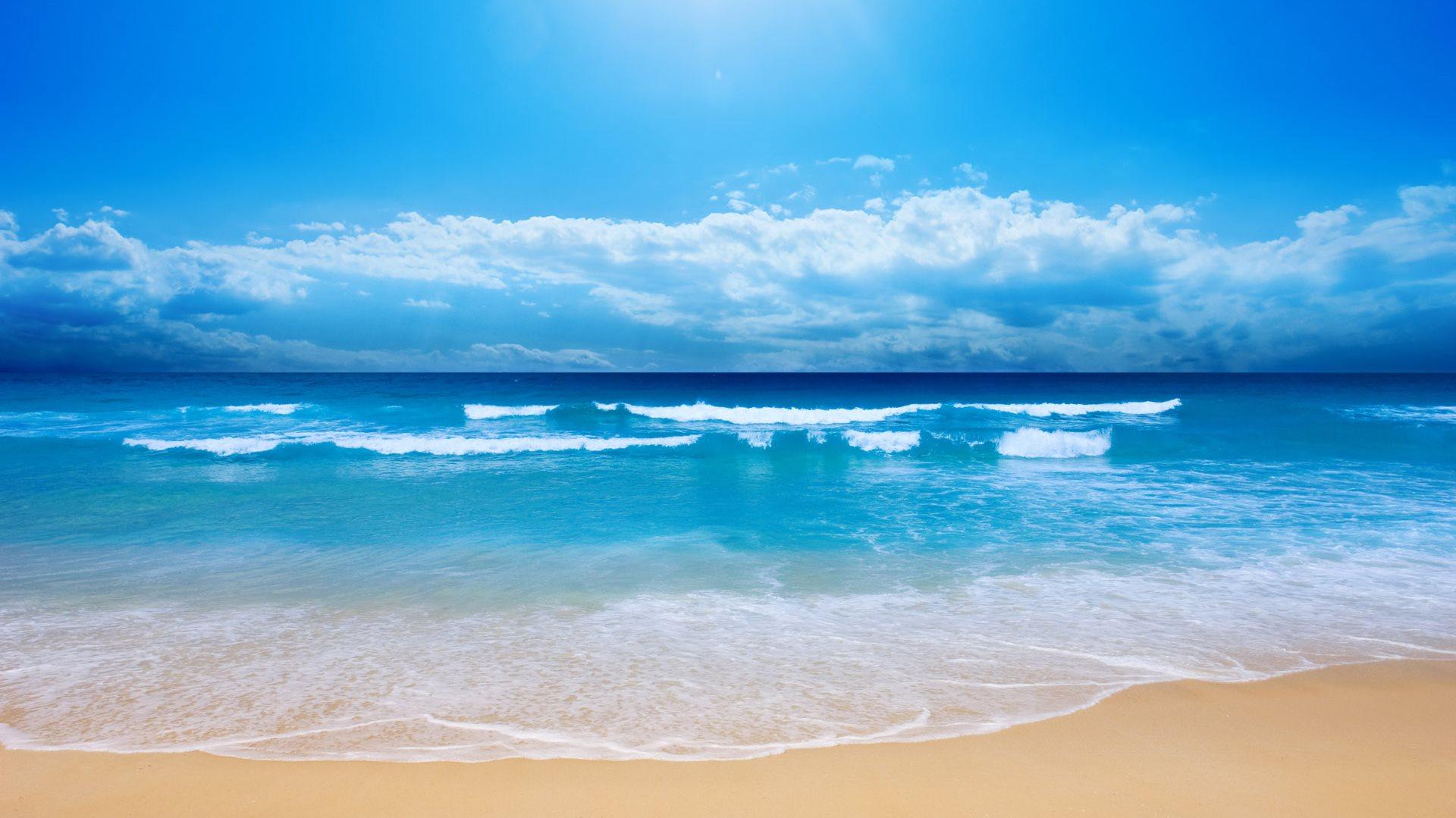 Blue Sea Waves Wallpaper HD   Eyecandy for your XFCE Desktop