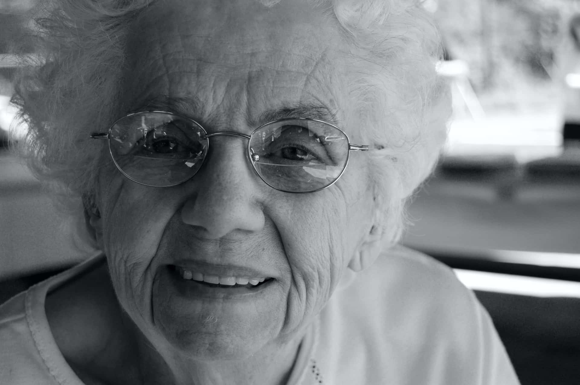 Old Woman Wallpaper
