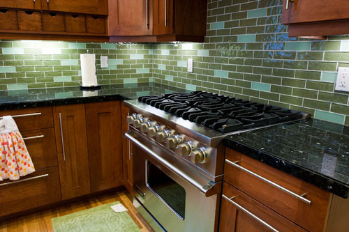 Sleek Kitchen Backsplash Subway Tile Home Design Ideas