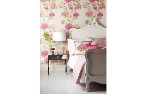 walls can be painted the background colour in the wallpaper