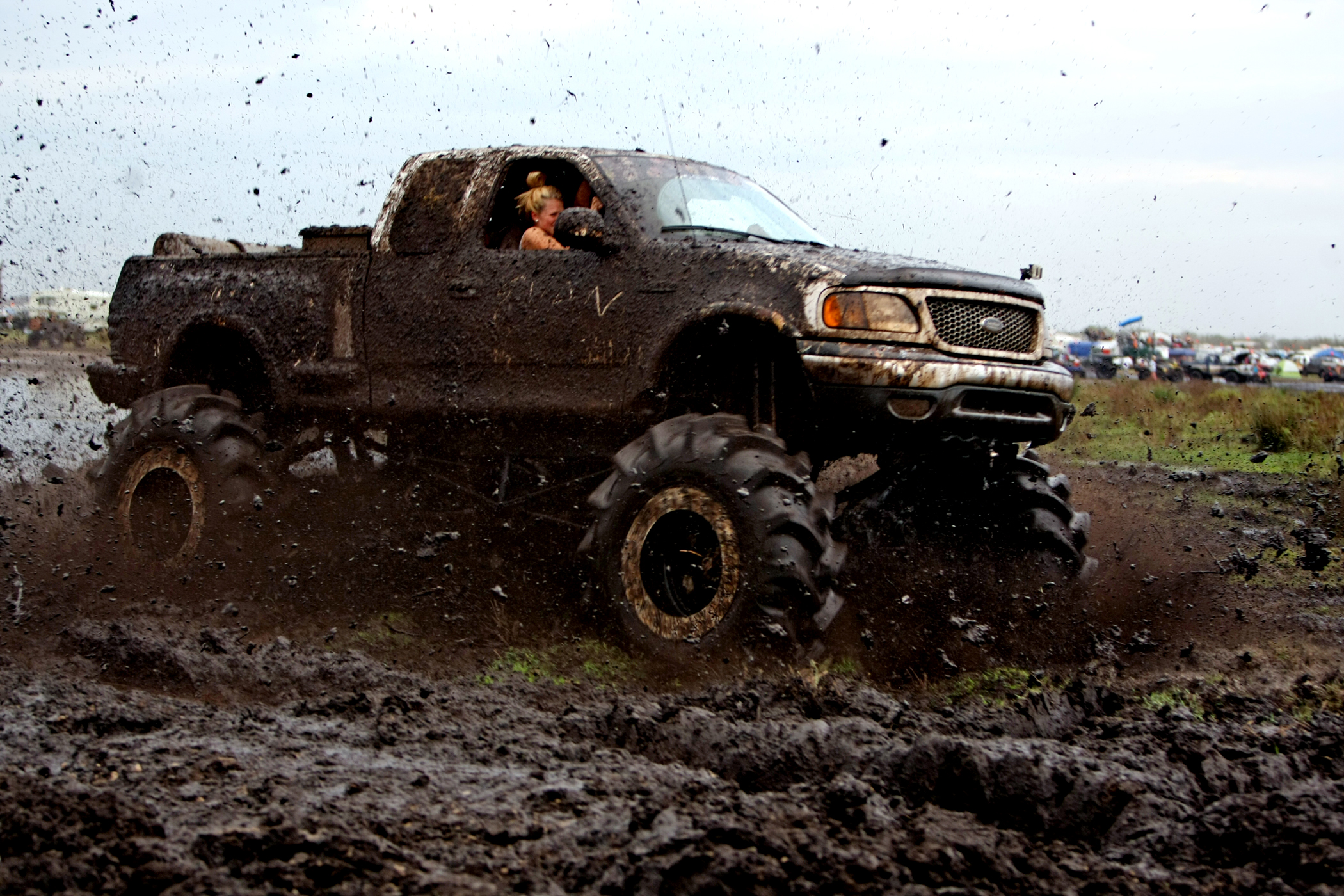Mud Bogging Offroad Race Racing Monster Truck