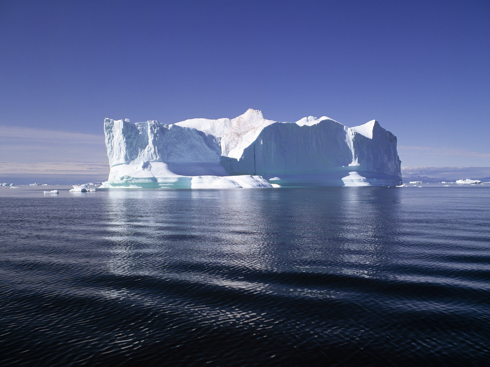HD Wallpaper Iceberg