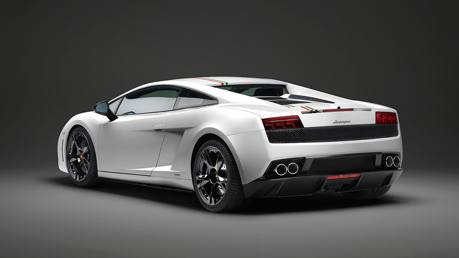White Lamborghini Gallardo Wallpaper Full HD Pictures