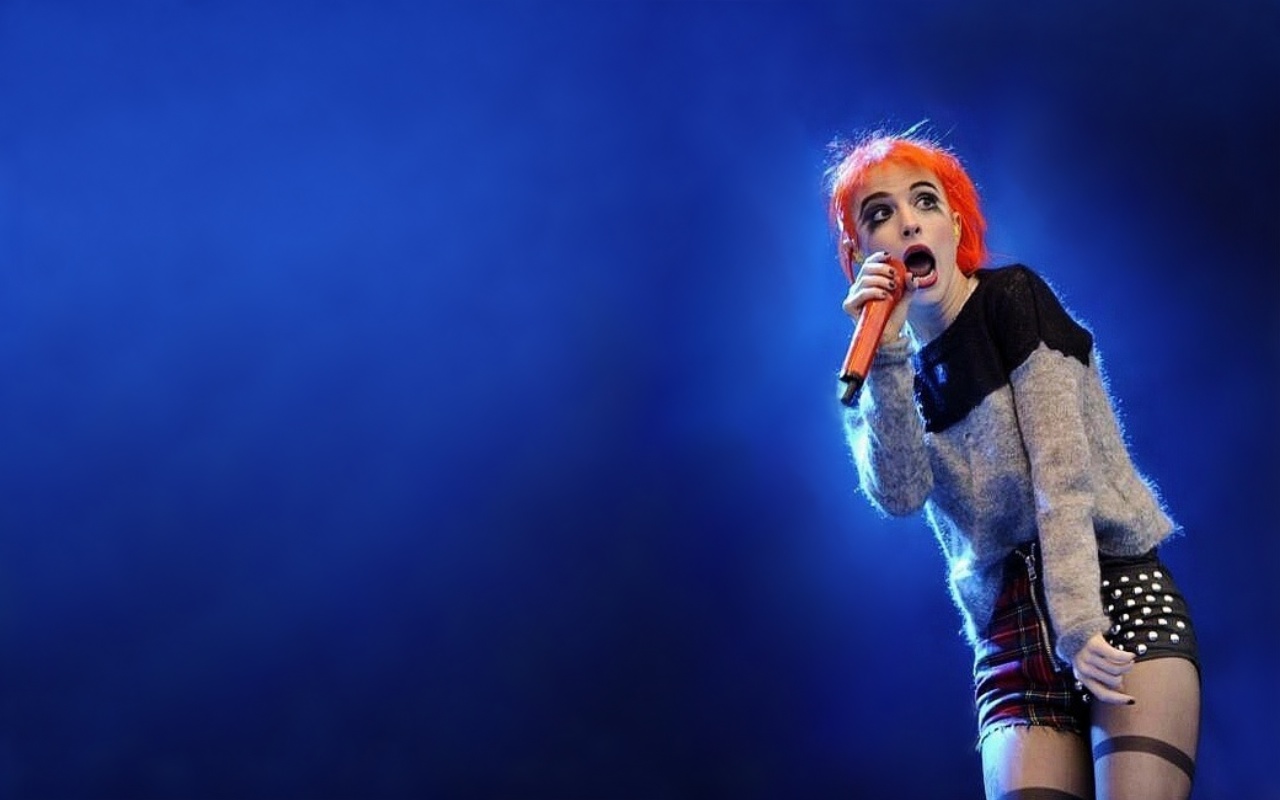 Hayley Williams Blue Background By Zoombybooy