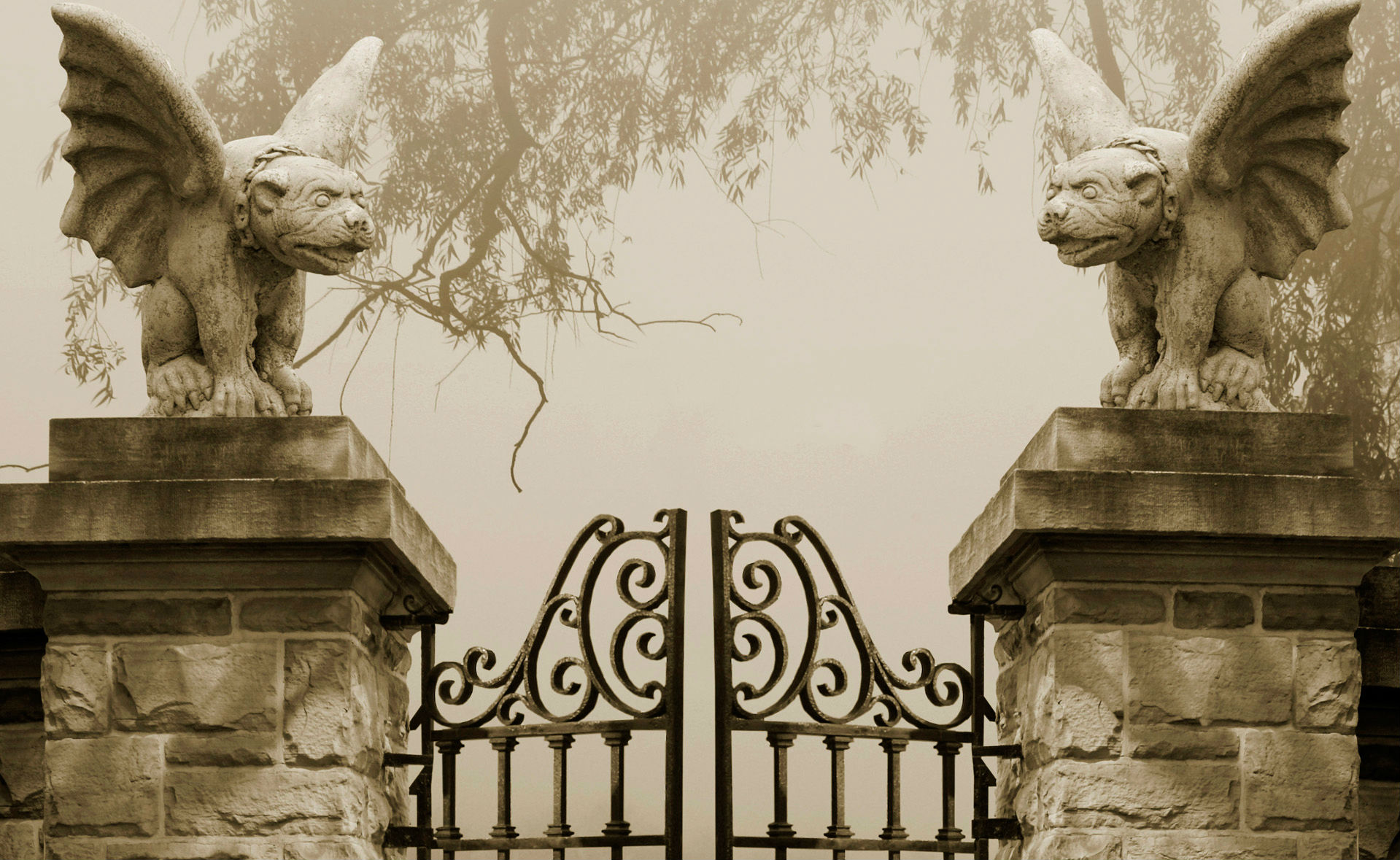 Old Gate wallpaper Gallery 1919x1179