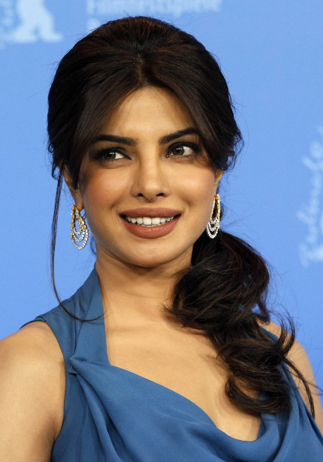 Priyanka Chopra Wallpaper Image Photos Picture