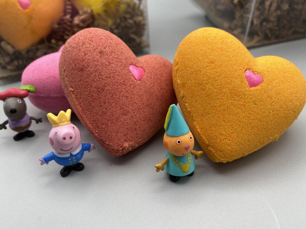 Peppa Pig Valentine Mini Heart Kids Bath Bomb With Toy Inside