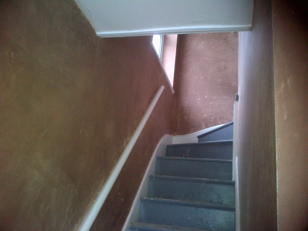Skimming Of Hall Stairs Glasgow