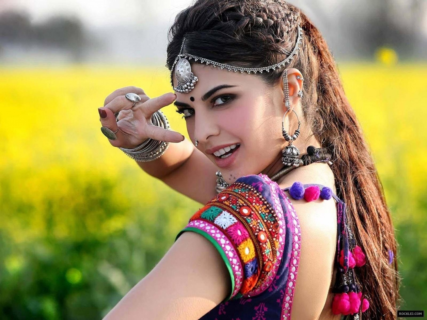 Awesome Punjabi Girls Wallpaper HD Pictures Live