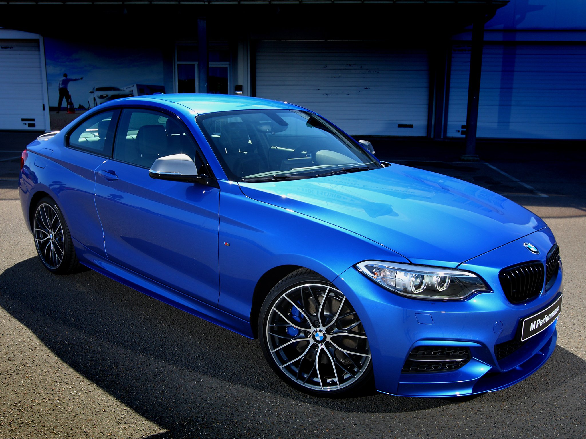 Bmw M235i Coupe Track Edition F22 D Wallpaper Background