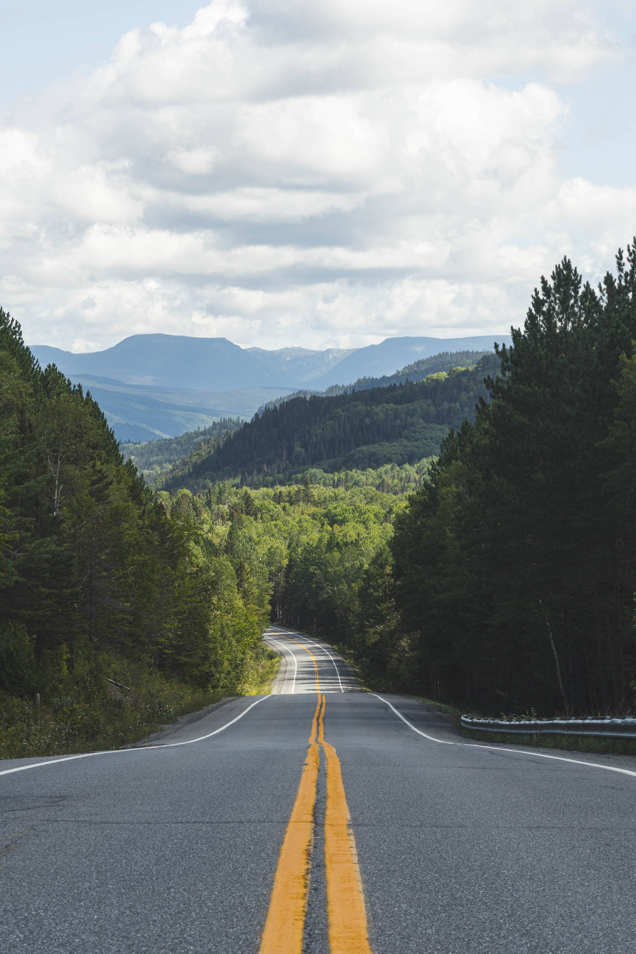 Country Road Wallpaper