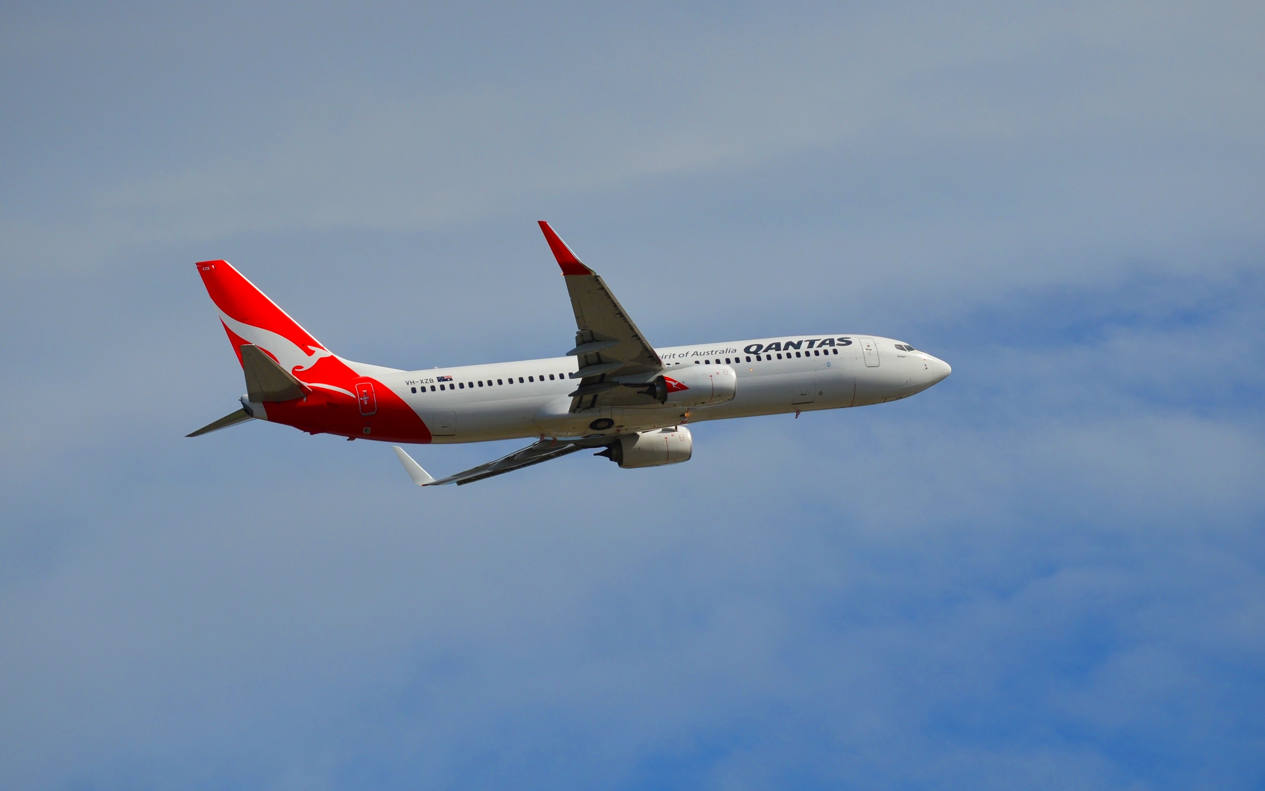 Vh Xzb Boeing Qantas Above Sydney Airport HD Wallpaper