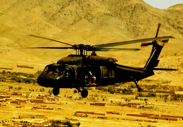 Uh Blackhawk Helicopter Wallpaper Helicopters Uh60 Black Hawk
