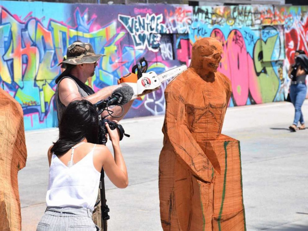 🔥 Download Chainsaw Artist Stacy Poitras Carves His Version Of The