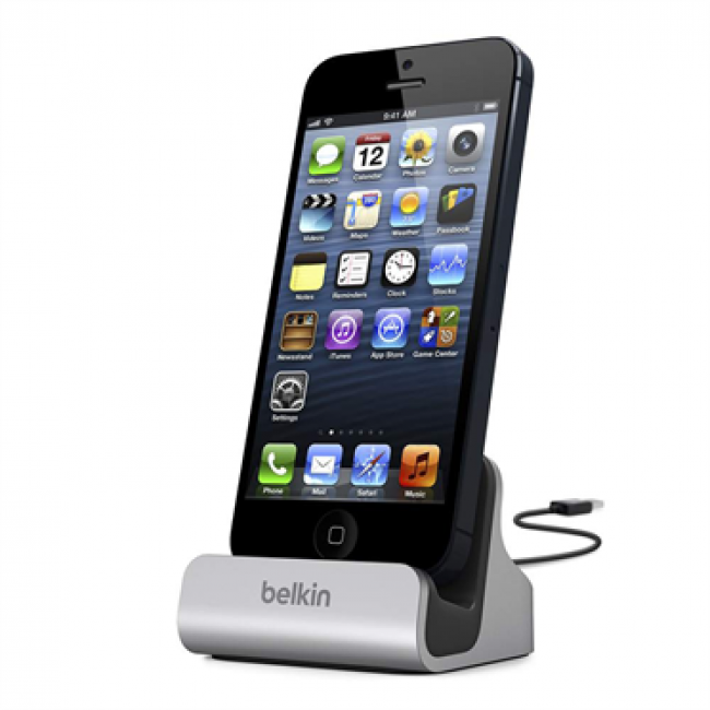 Home Belkin iPhone 5s 5c Desktop Charger