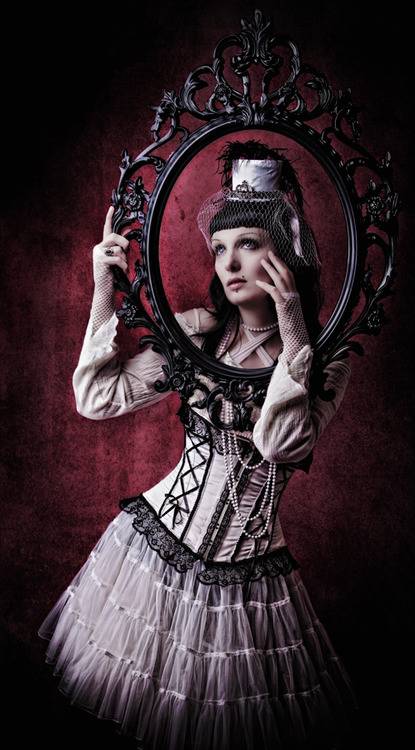Victorian Goth White Goth Style Picture