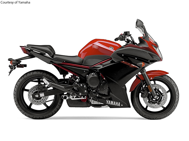 Yamaha Yzf R1 M First Look Picture Of Motorcycle Usa