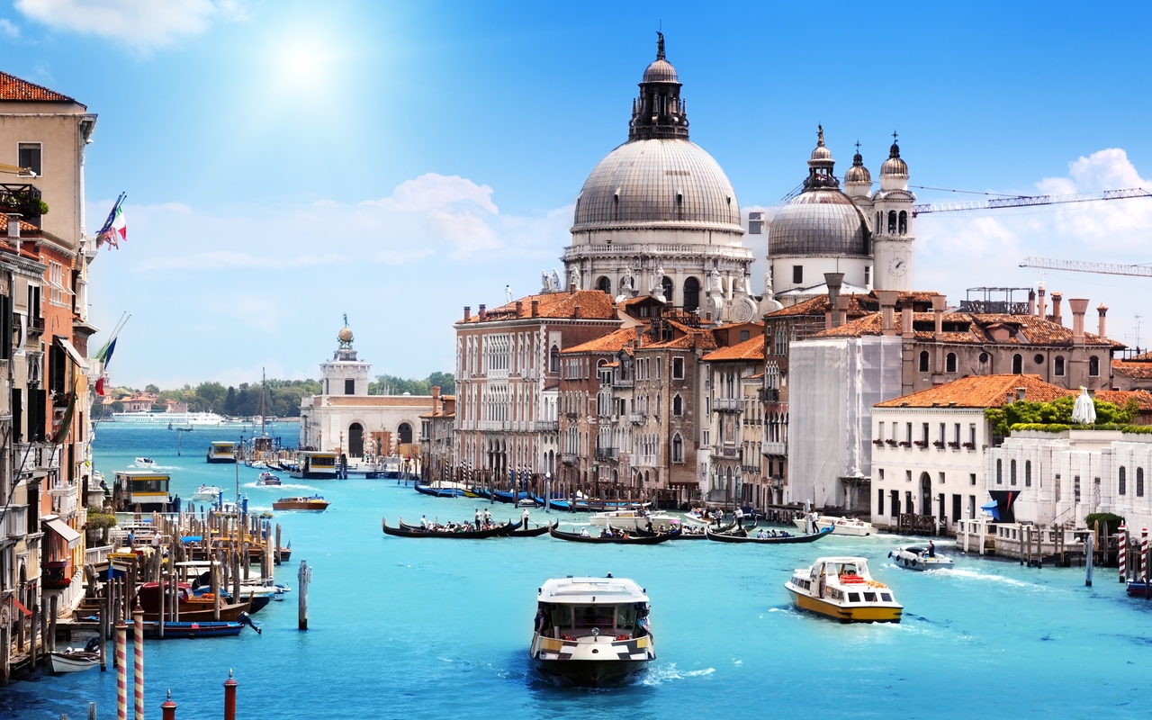 Blue Venice Cityscape Boats HD Wallpaper Nature