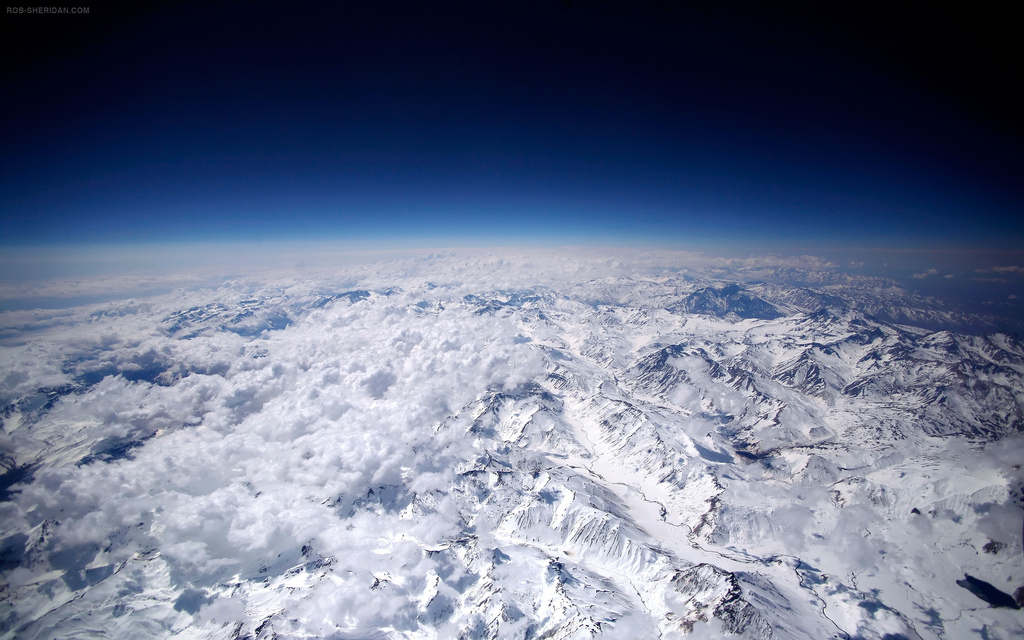 Andes Mountains hi res wallpaper for MacBook Pro retina display