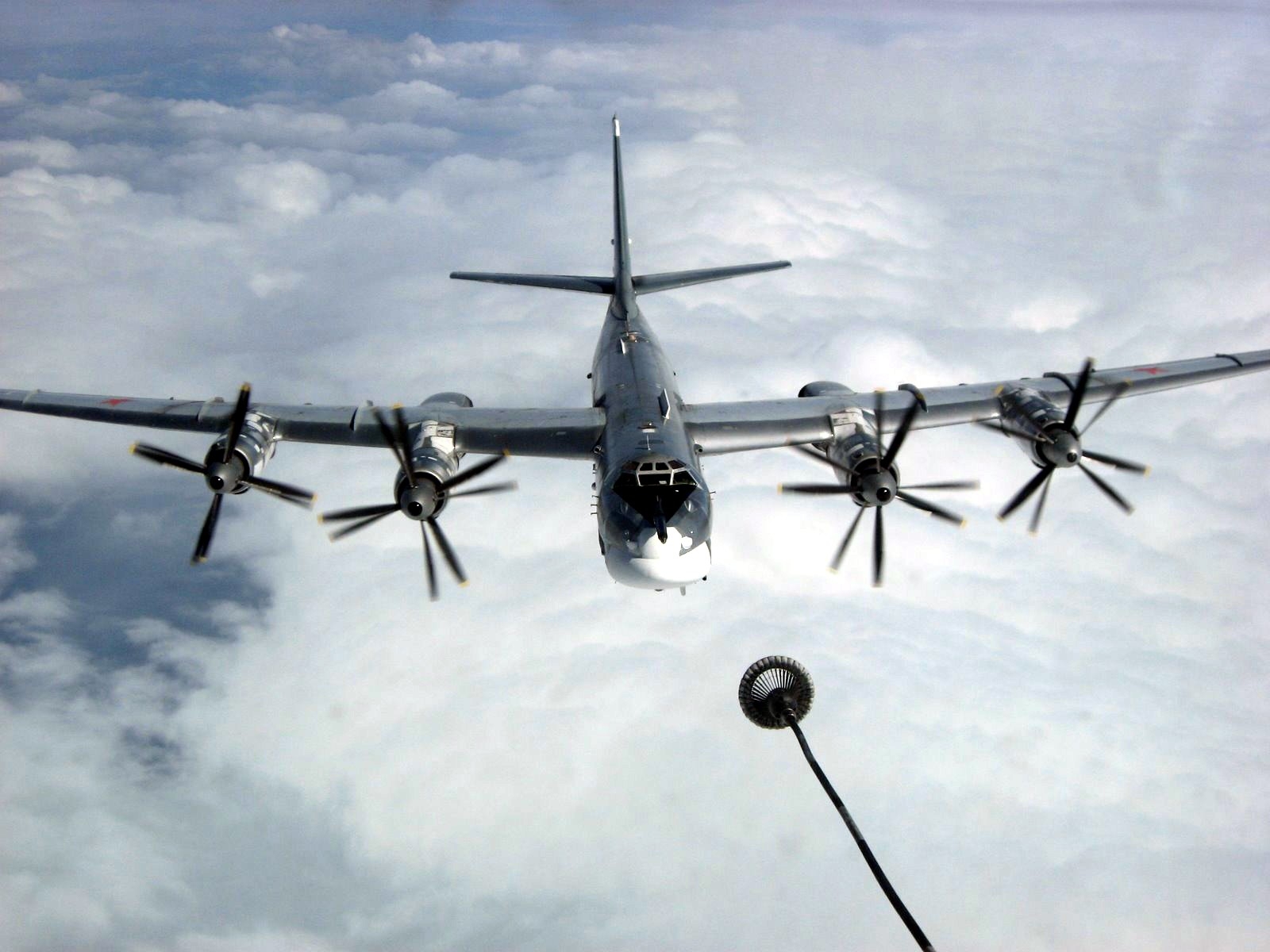 Aircraft Bomber Nuclear Soviet Tu95 Bear Turboprop Russians