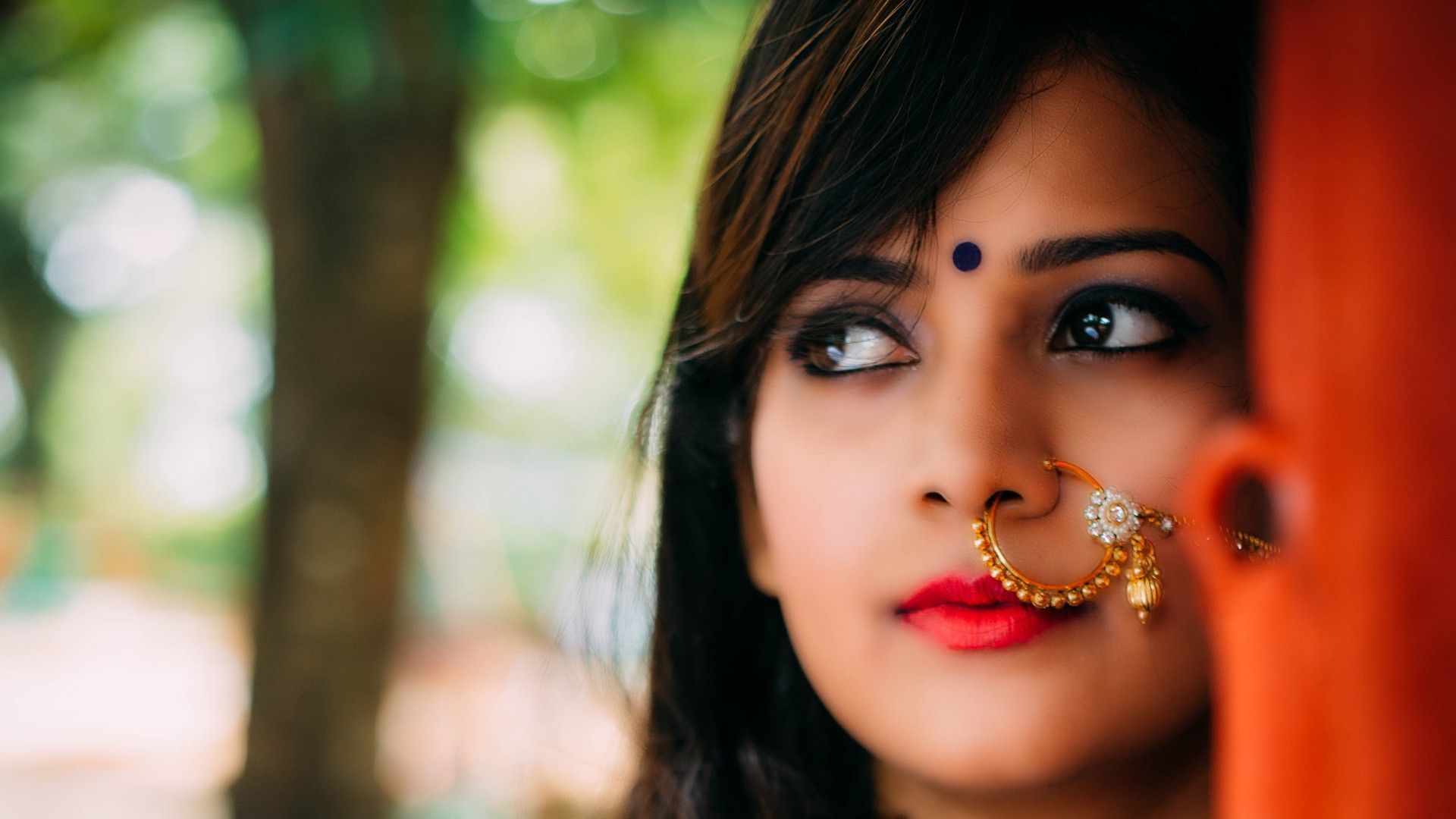 Indian Girl Wallpaper