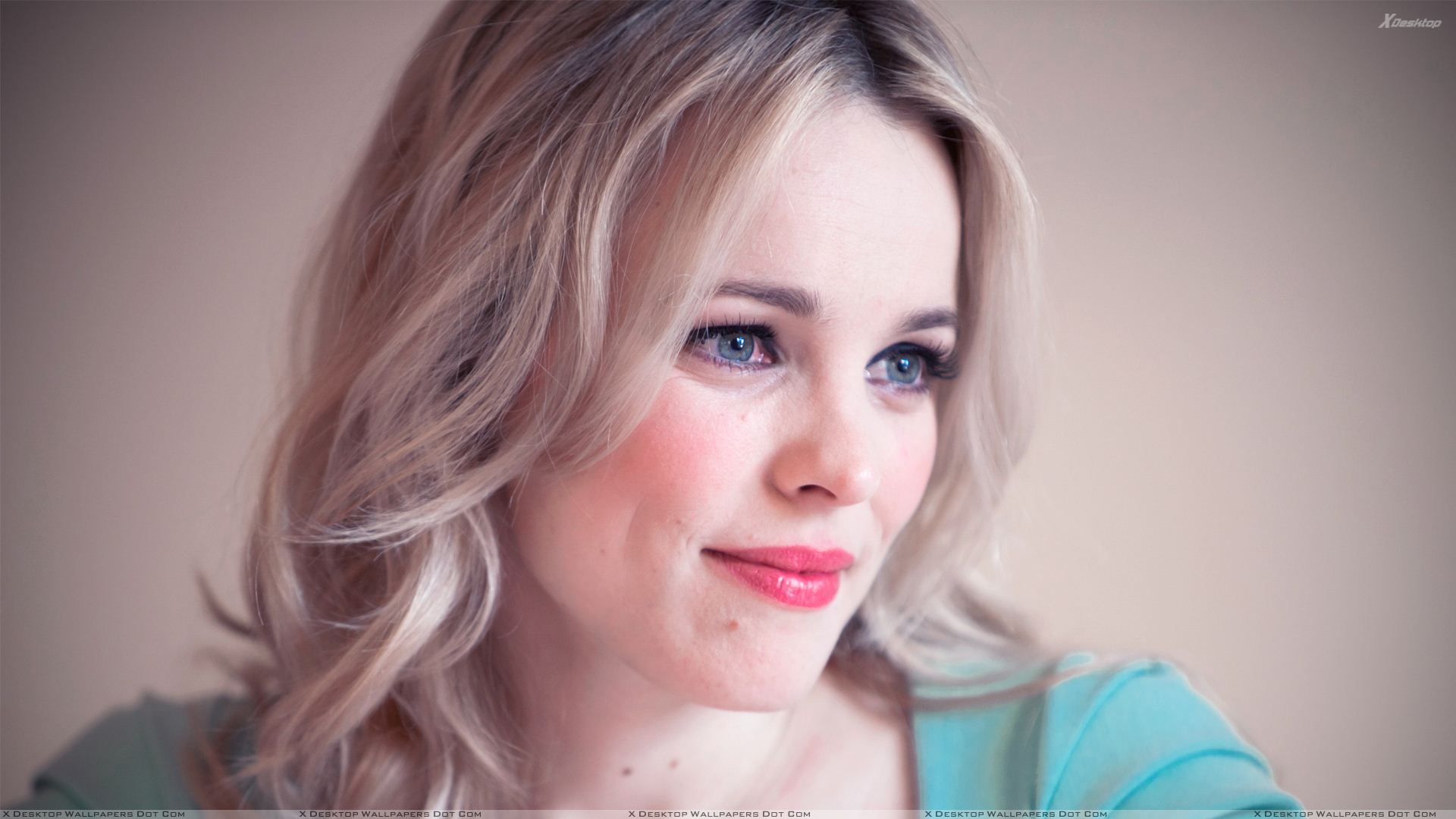 Rachel Mcadams Red Lips Smiling Side Face Closeup Wallpaper