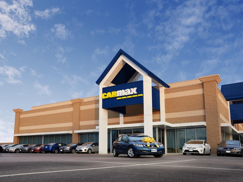Carmax New Omni Channel Strategy Seems To Work But Es With