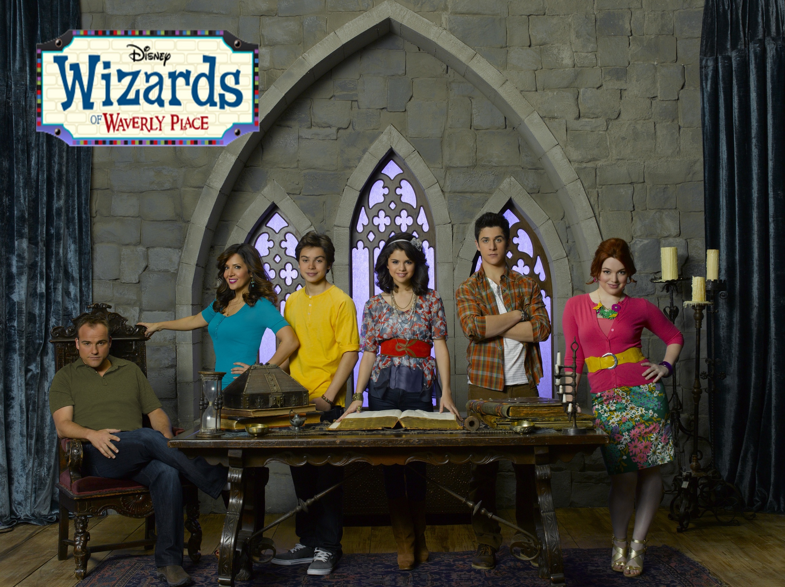 Season Cast Wallpaper Wizards Of Waverly Place Photo