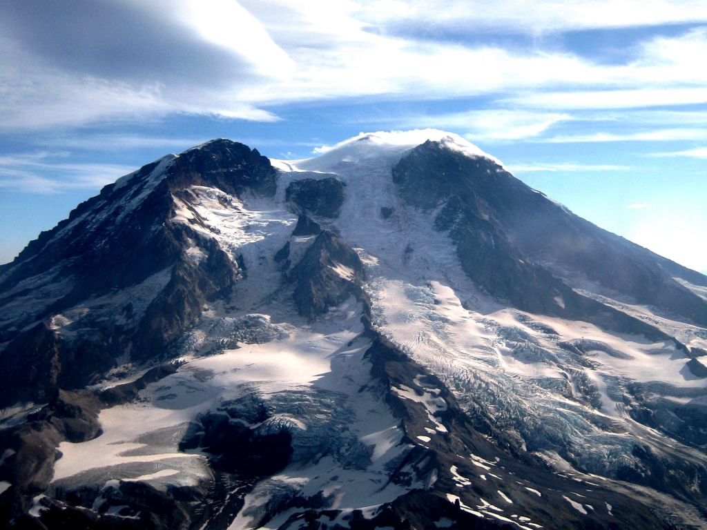 Mount Rainier Desktop Wallpaper