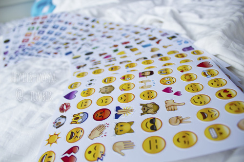 These emoji stickers are SO amazing Im in love with them I got