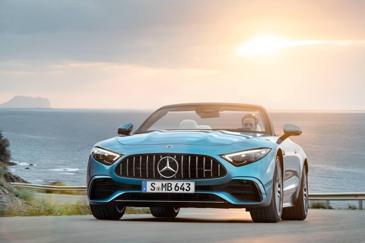 Four Spot Pot New Mercedes Amg Sl43 Puts A Cylinder In