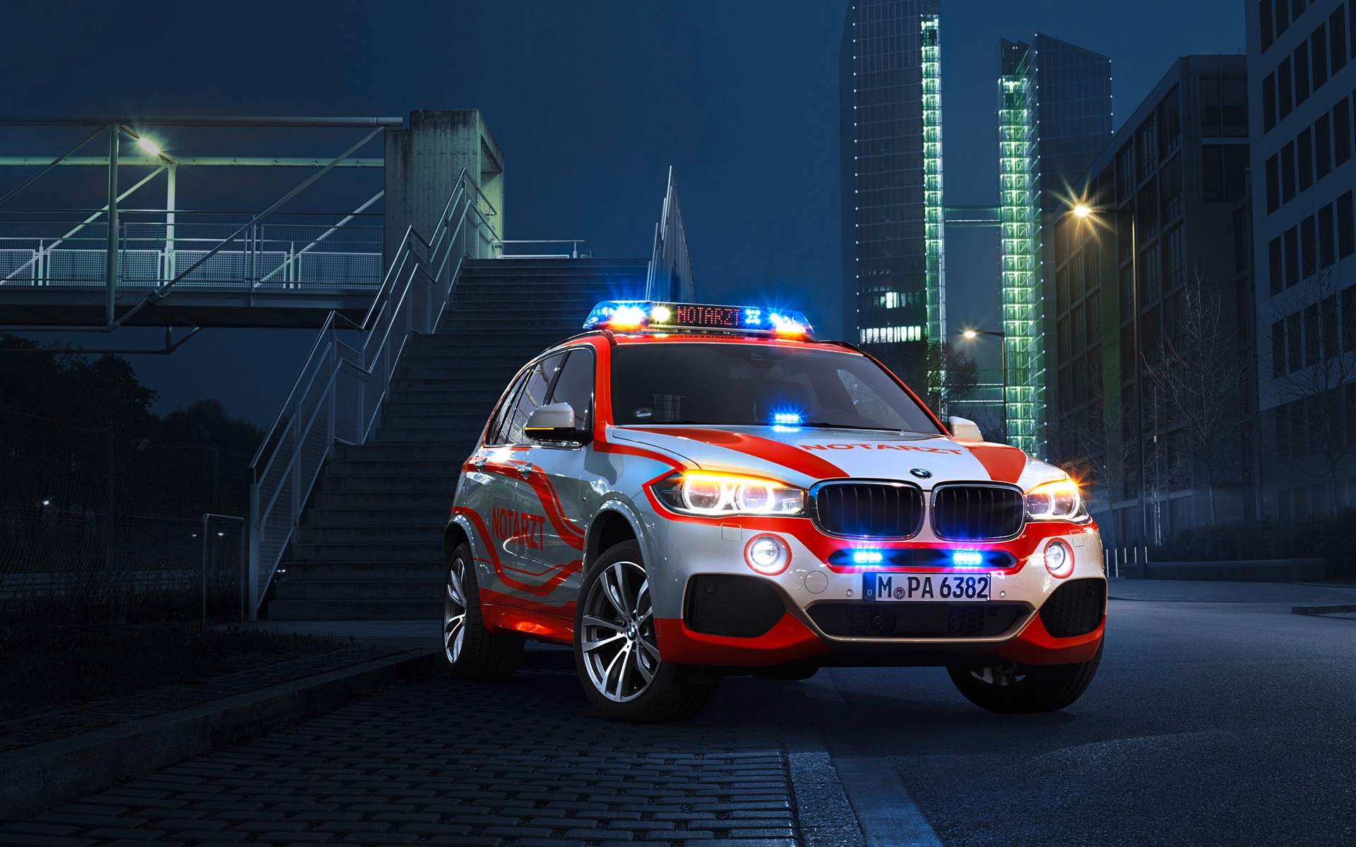 Bmw X3 Paramedic Vehicle Wallpaper HD Car
