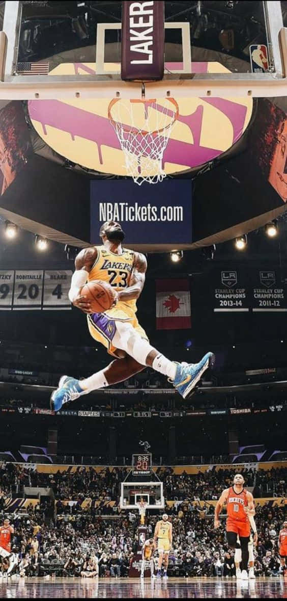 King Lebron James Wallpaper