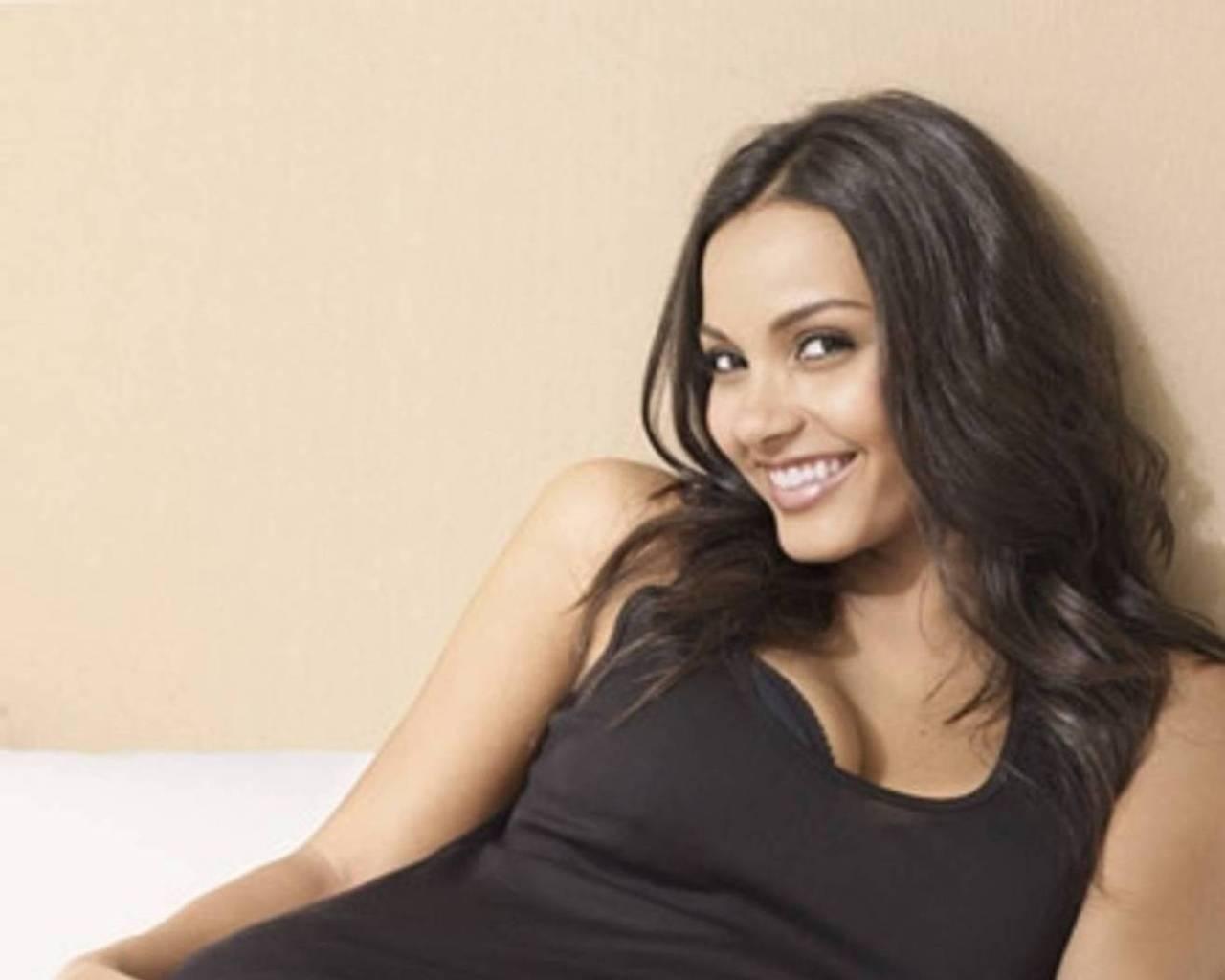 Jessica Lucas Wallpaper Photo Shared By Aldo11 Fans Share Image