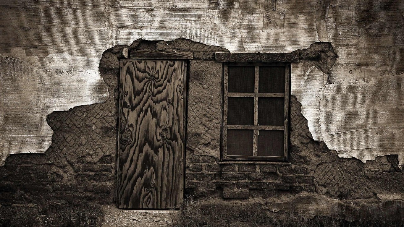 Door and window on old house wallpaper 3458 1366x768