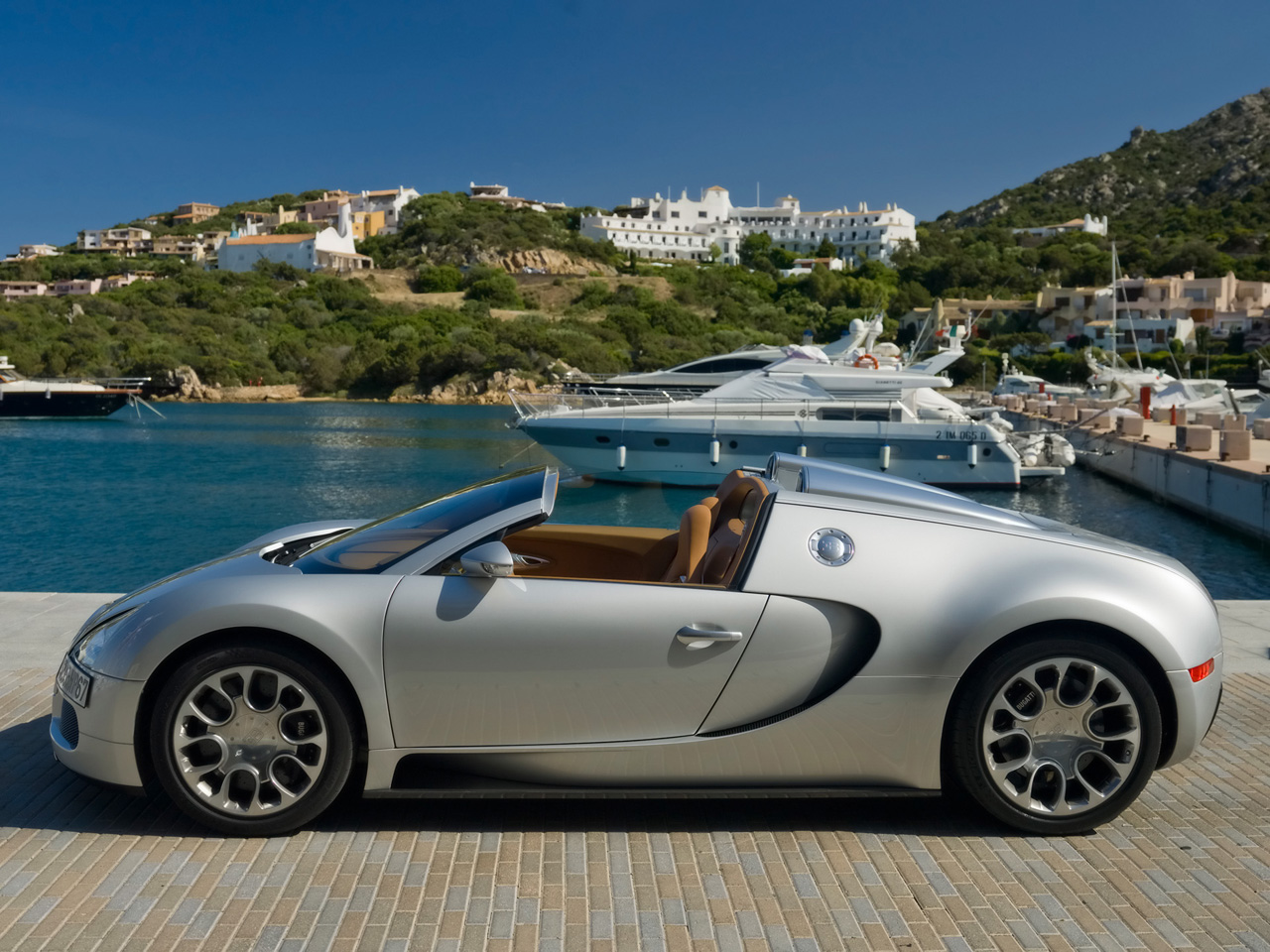 Wallpaper World Bugatti Veyron Grand Sport Photos