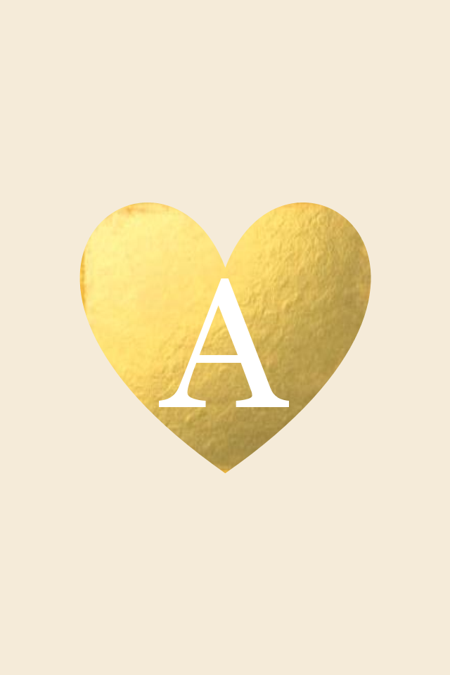 iPhone Background Initial Gold Heart Pink