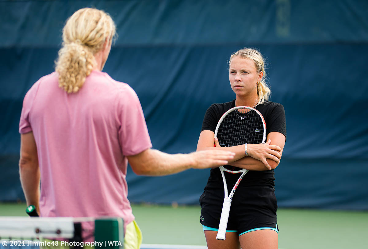 Anett Kontaveit Wallpaper