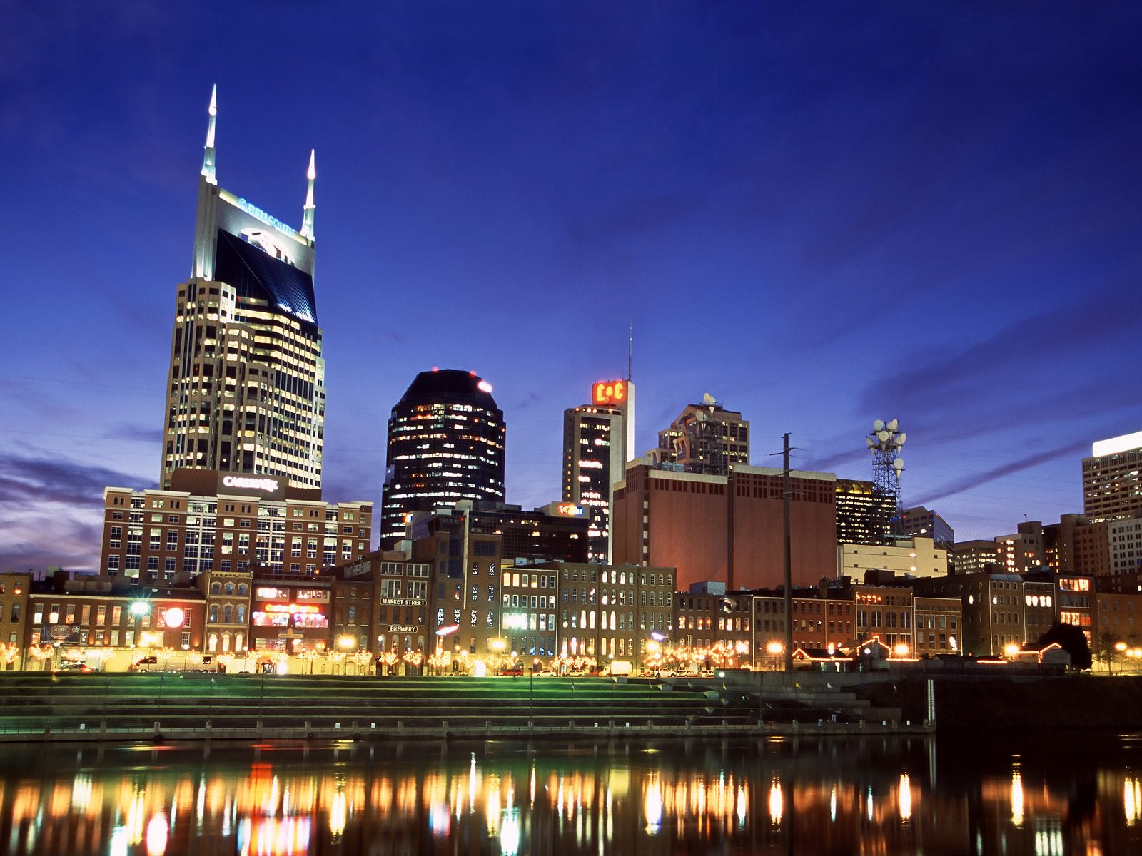 Hq Downtown Nashville At Twilight Tennessee Wallpaper