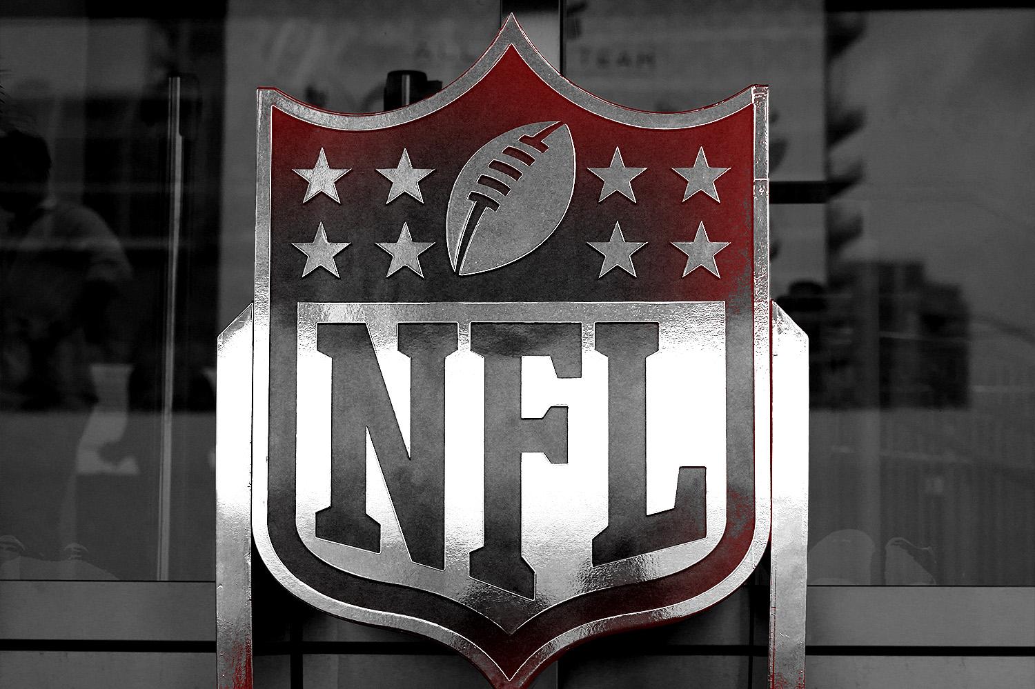 Nfl To Sell 275m In Debt Roll 2b
