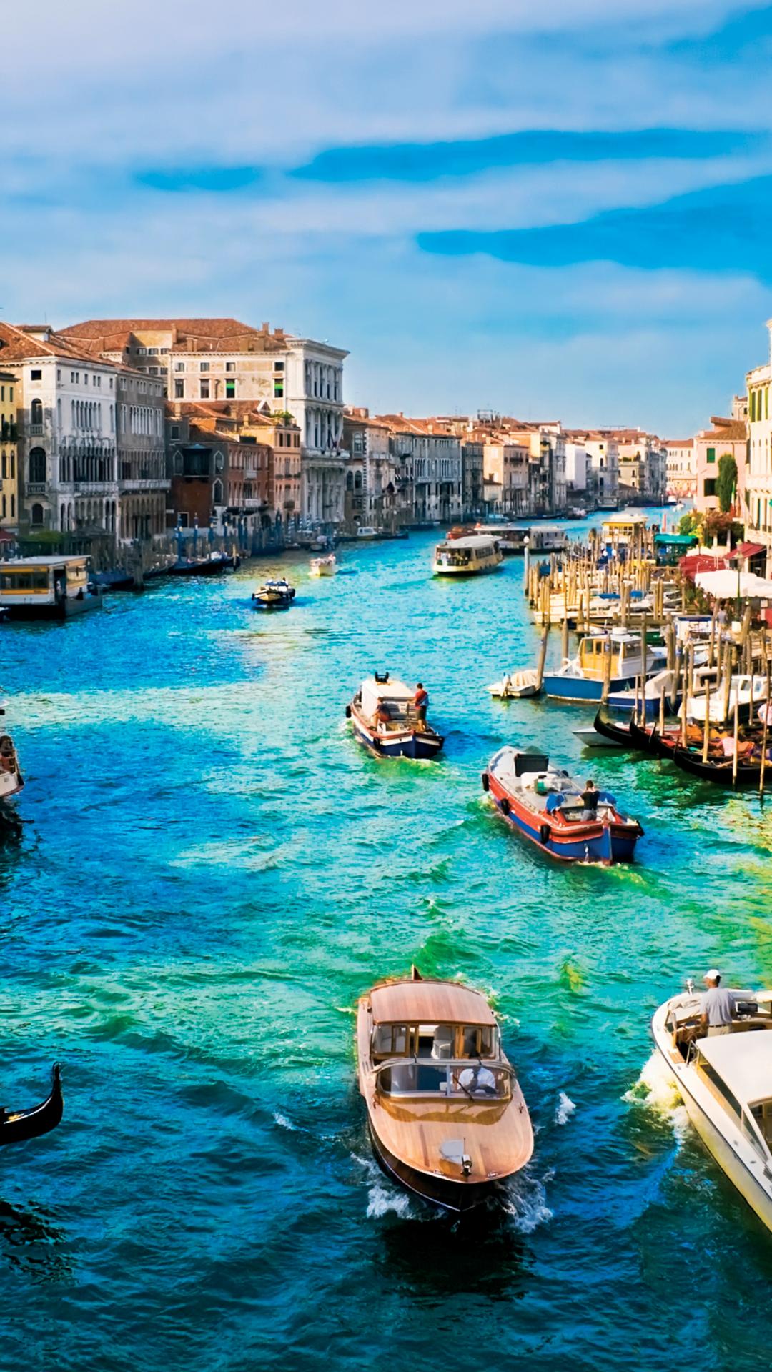 Beautiful Venice Italy Water Boats Blue Horizion Android Wallpaper