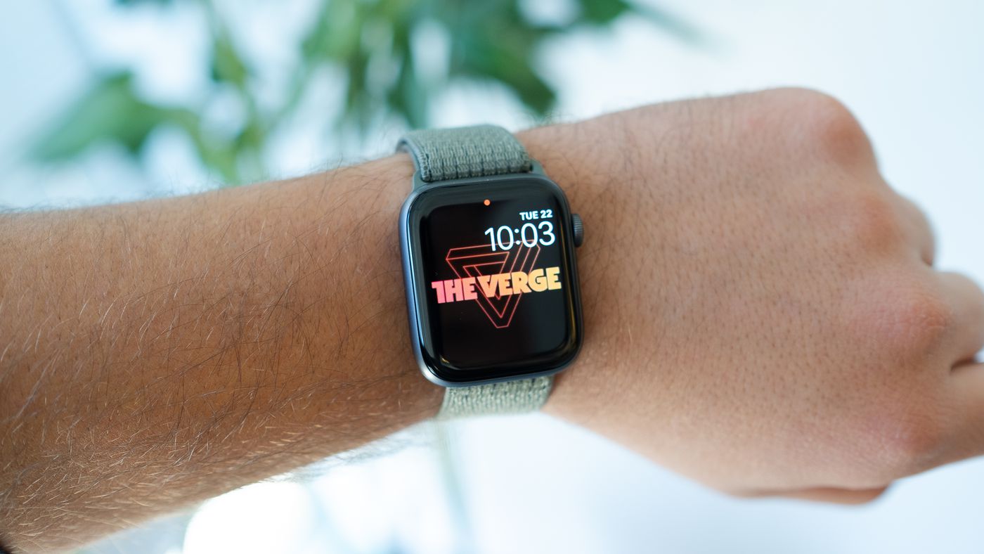How To Turn Gifs Into A Wallpaper For Your Apple Watch