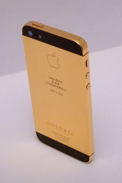 Gold plated Apple IPhone 5 Pictures
