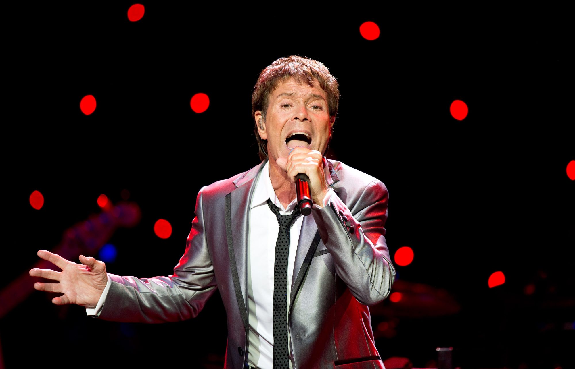 Sir Cliff Richard wins privacy case against BBC Channel 4 News