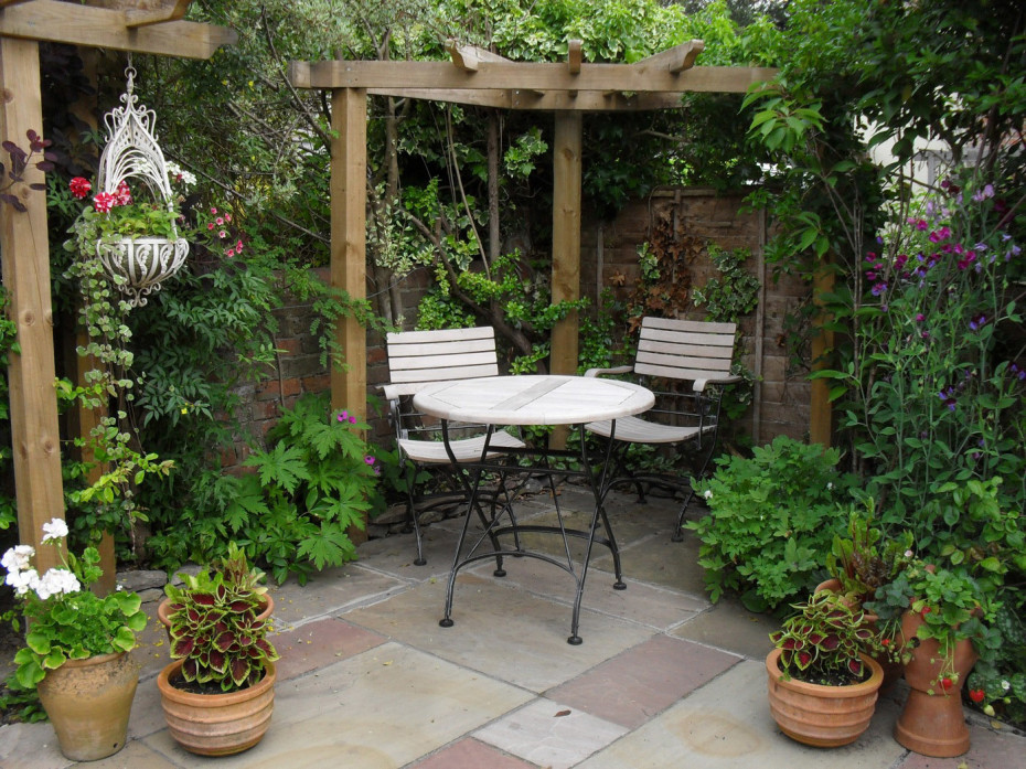 Courtyard Garden Design For Modern Home Small