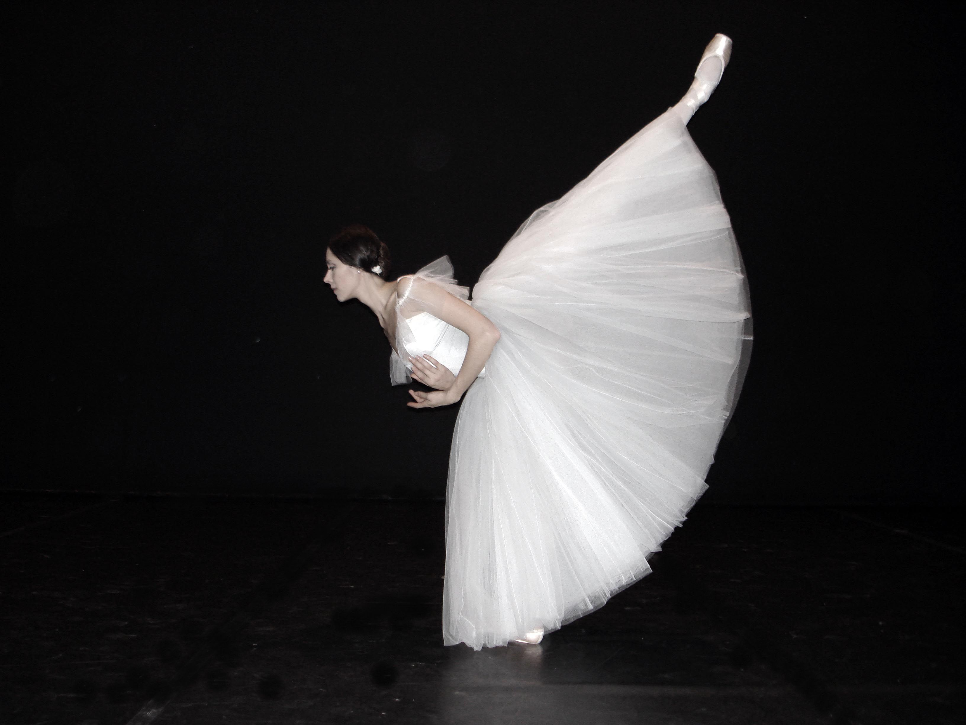 Ballet Giselle Dancers iPhone Wallpaper Dance Image