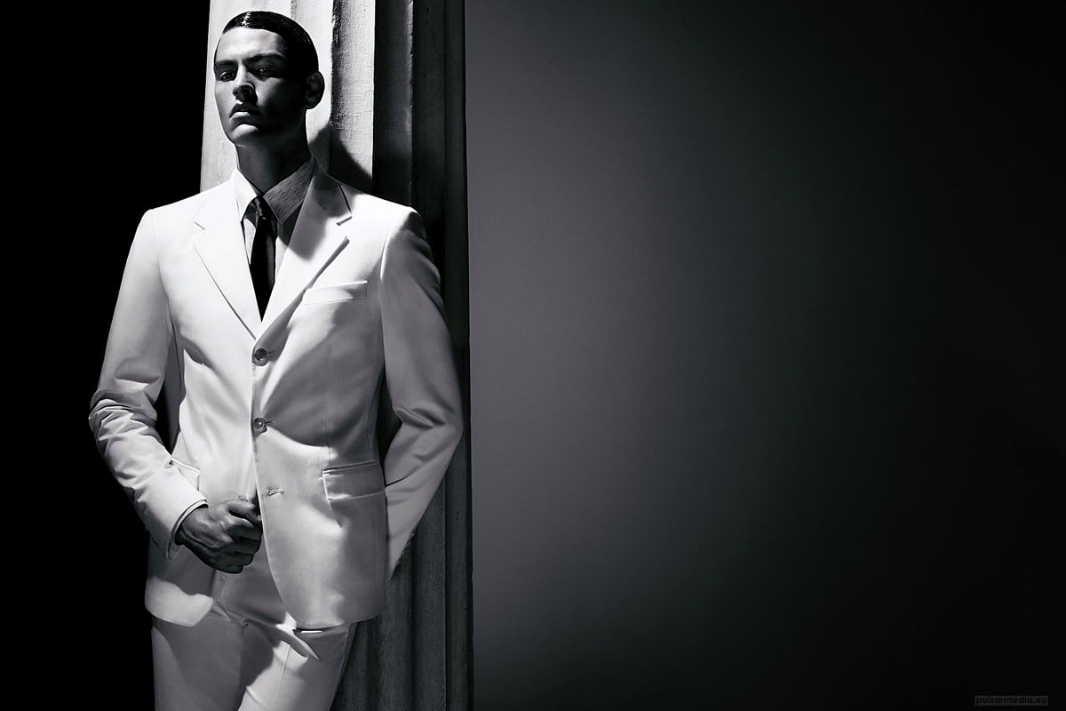 Hot Men Wallpaper Phone