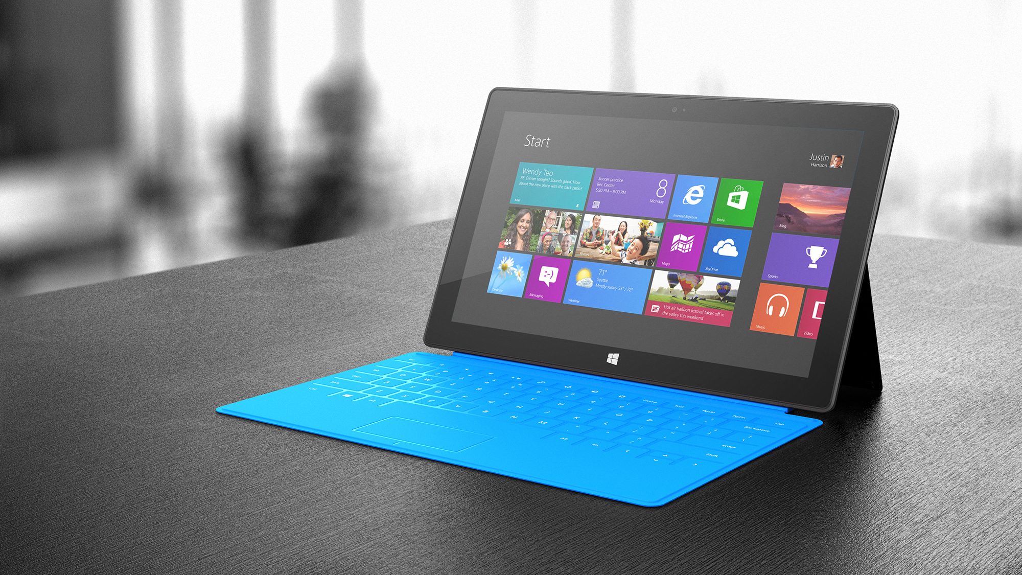 Microsoft Szykuje Znaczn Obni K Cen Tablet W Surface Rt Tw J