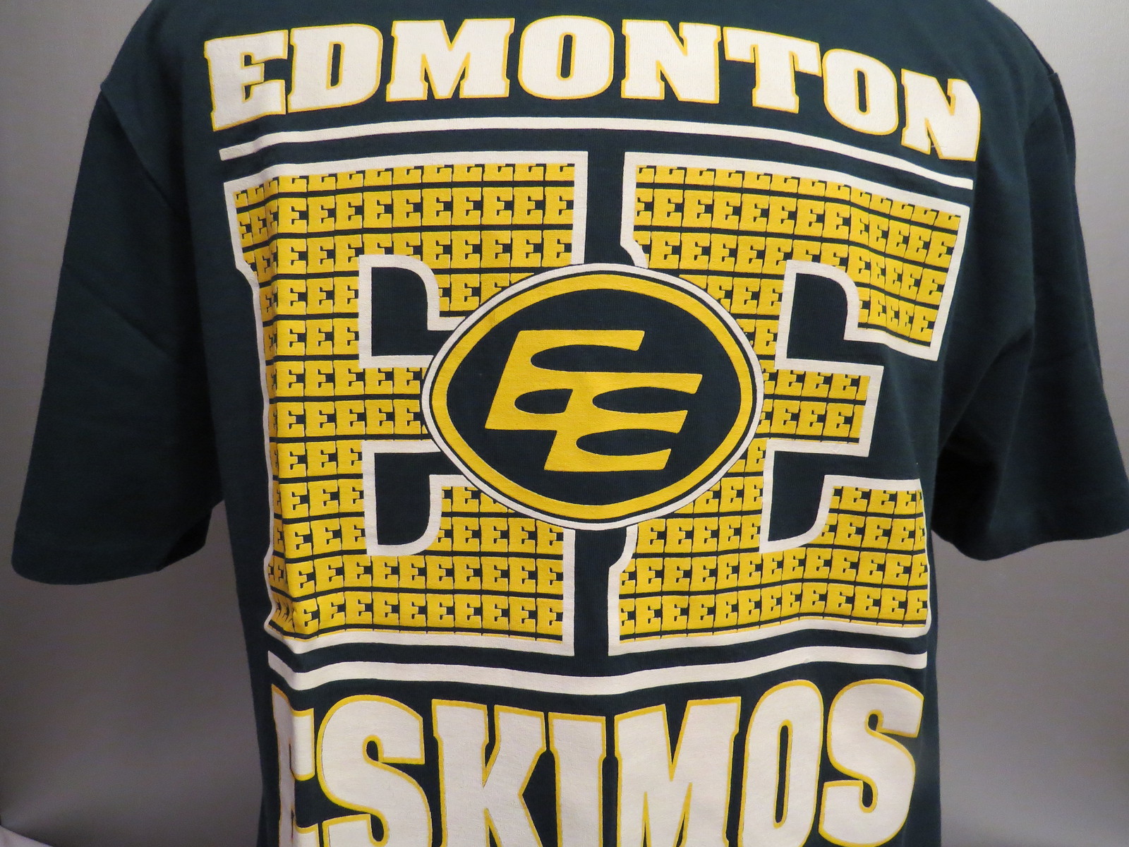 Retro Edmonton Eskimos Shirt   The Heay E Graphic   Mens Medium